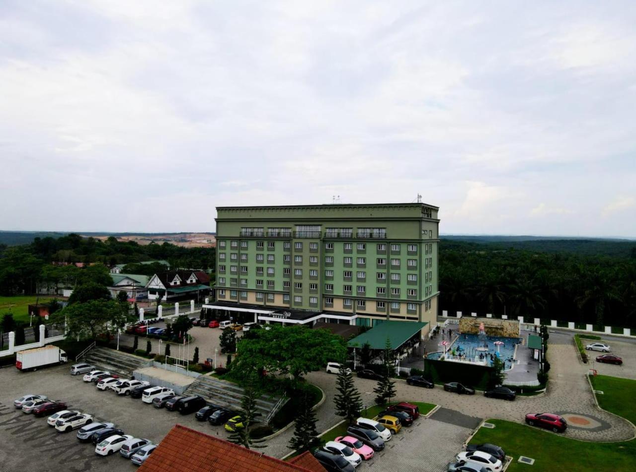Savanna Hill Resort Ulu Tiram Exterior foto